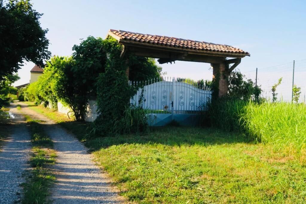 Villa La Casa Nei Campi Badia Pavese Exterior foto