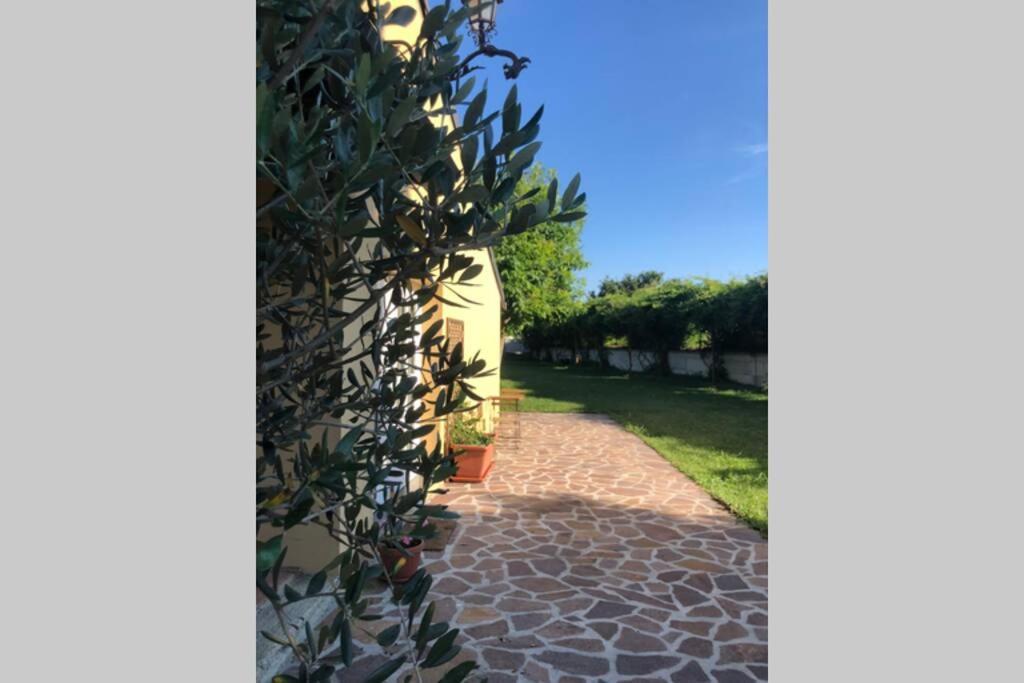 Villa La Casa Nei Campi Badia Pavese Exterior foto